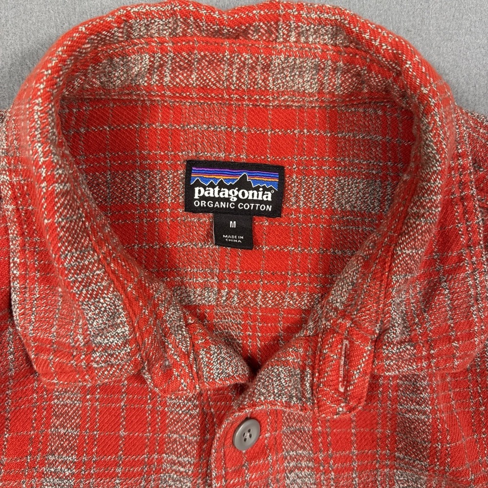 Patagonia Shirt Women MED Organic Fjord Flannel Work Casual FLAP POCKETS RED GRY - Picture 4 of 9